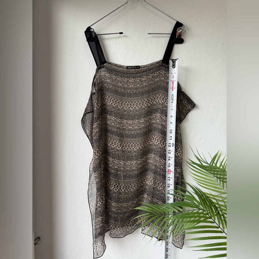 Black and Tan Patterned Sleeveless tunic, size 40 - Picture 8 of 8